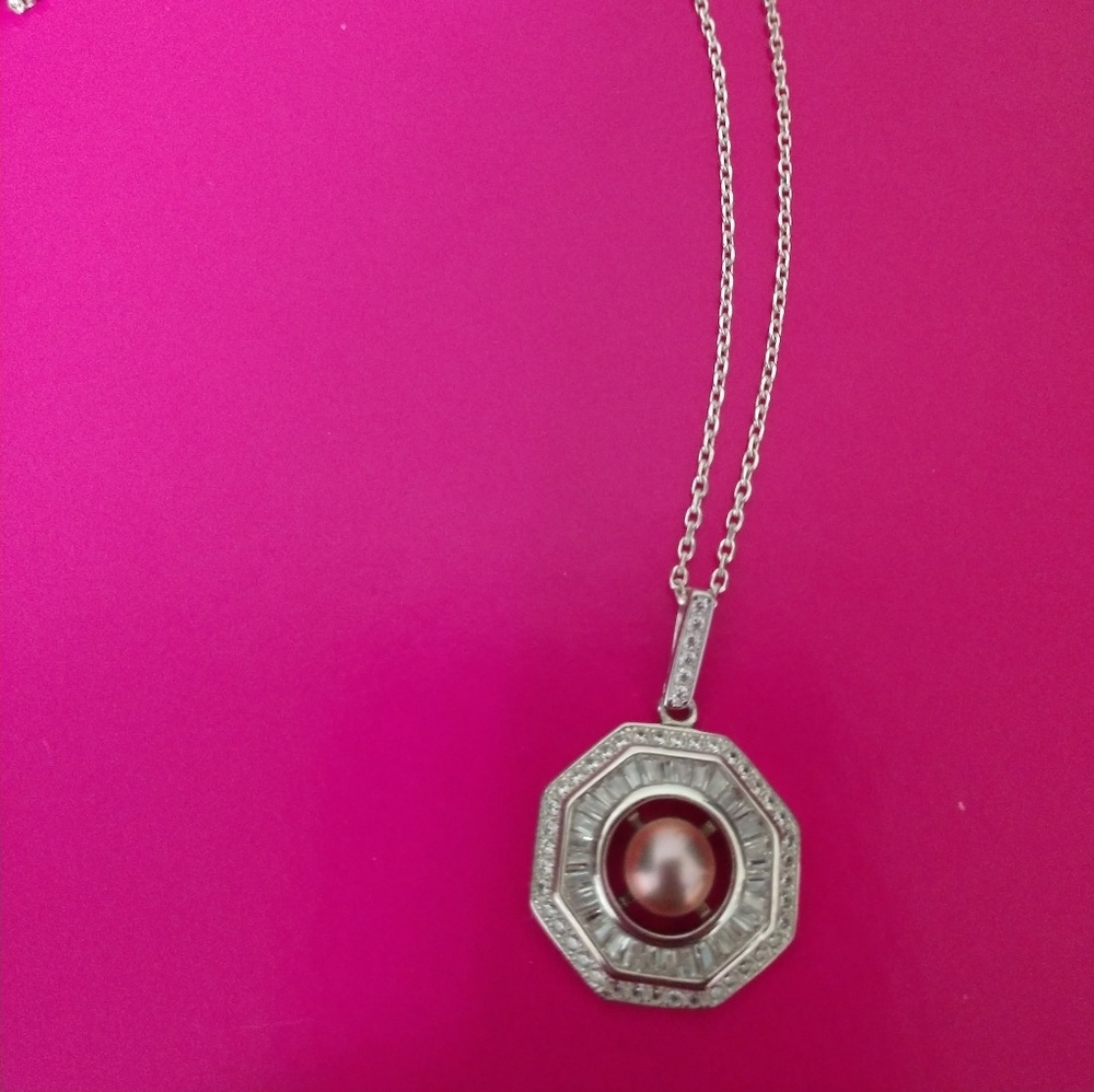 Encore Necklace from Vantel Pearls